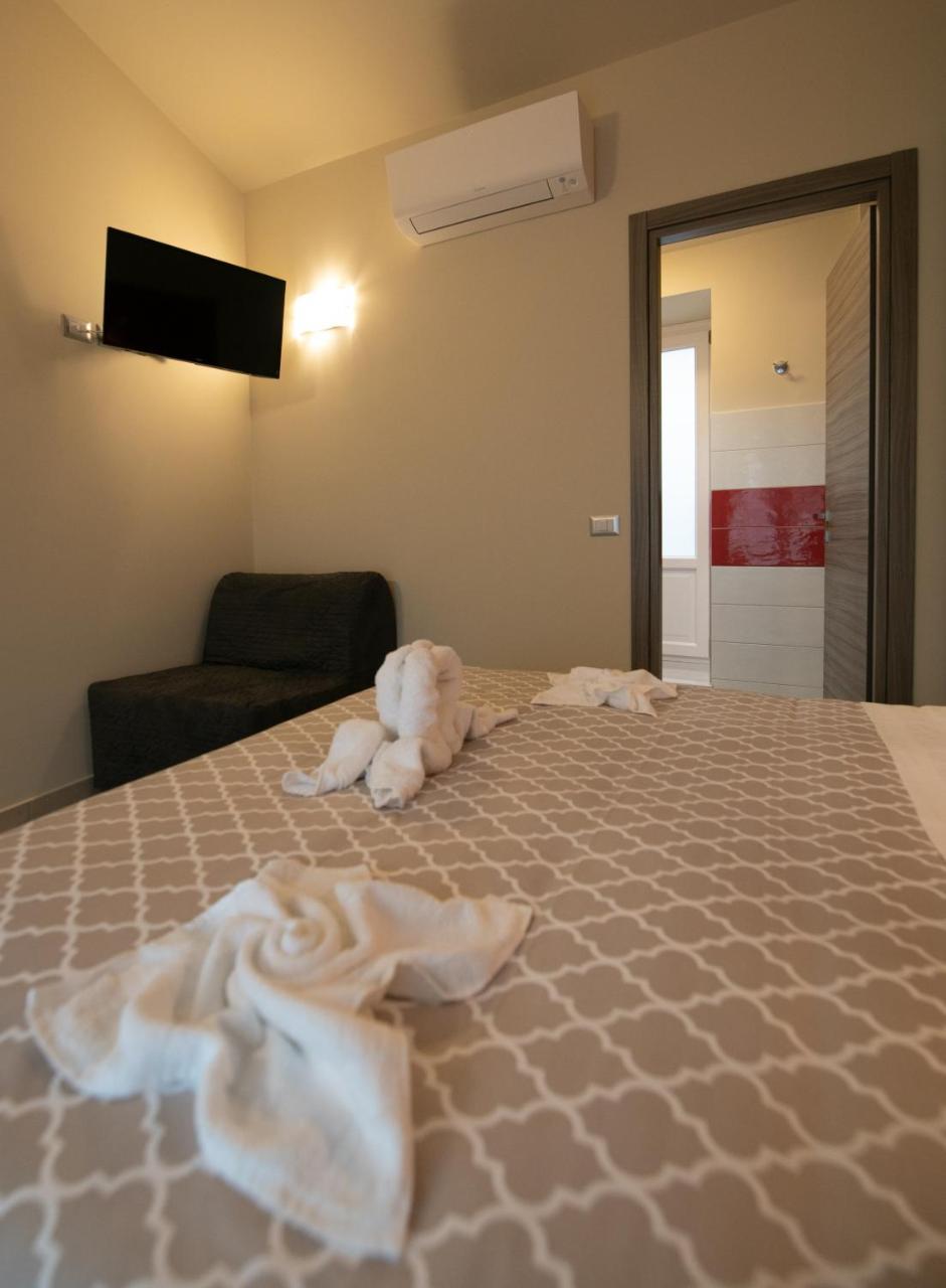 Hotel La Madonnina Nicosia Exterior foto